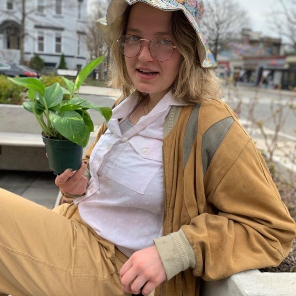 Meet your Posher, Riley